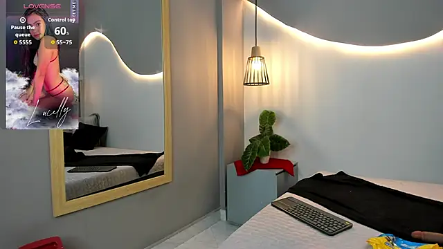 lucelly 15 online show from September 11, 11:54 am