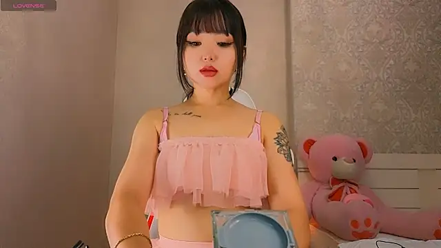 Demonic Angel  online show from May 6, 3:38 pm
