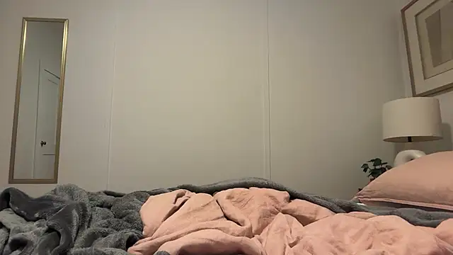 meggsworld online show from July 25, 12:56 pm