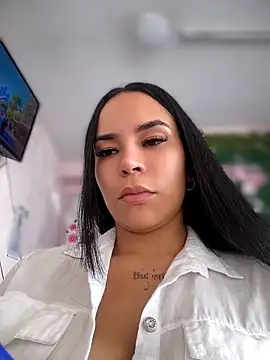 Naatalia online show from May 5, 8:34 pm