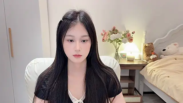Cassie-20 online show from June 13, 9:51 am