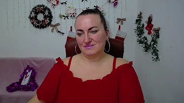 DianaMGG online show from December 16, 8:15 pm