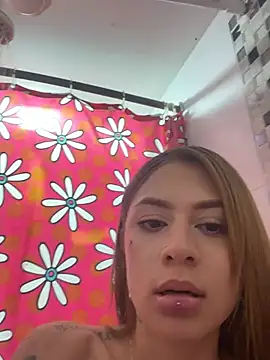 AmberHudson online show from January 9, 11:20 pm