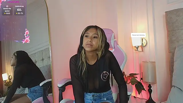 JasmineRoss 1 online show from June 8, 1:34 pm
