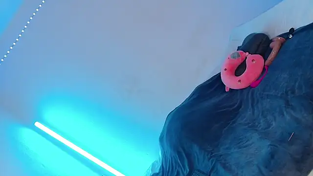 Snapshot of MichelleOwens chatting on October 3, 5:07 pm MichelleOwens online show from October 3, 5:07 pm