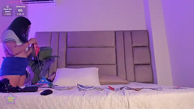  Ashley 33 online show from June 17, 7:59 pm