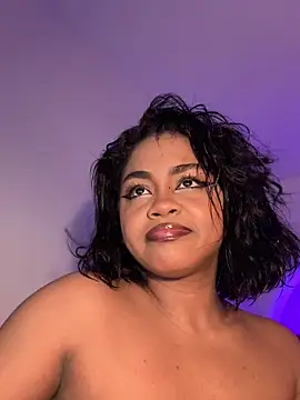 Dahiana Giil online show from October 31, 7:01 am