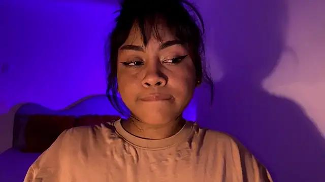 Dahiana Giil online show from April 30, 7:57 am