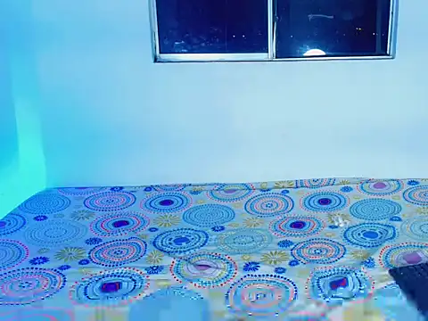 cherry crushx online show from December 20, 6:50 am