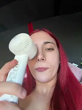 sexymelli18 online show from July 11, 5:24 pm