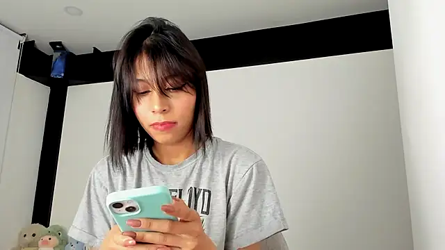 Snapshot of sweet_Amy0 chatting on October 12, 9:33 am sweet Amy0 online show from October 12, 9:33 am