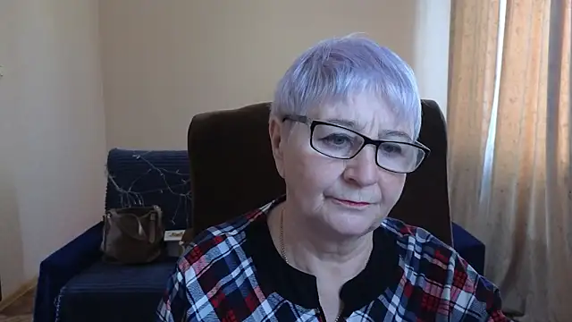 Sandra Snowflake online show from February 21, 6:36 am