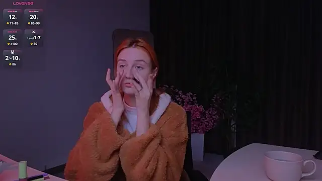 aishiro online show from December 5, 1:56 pm