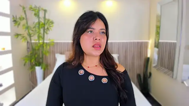 GeorginaReyes online show from July 6, 10:34 pm