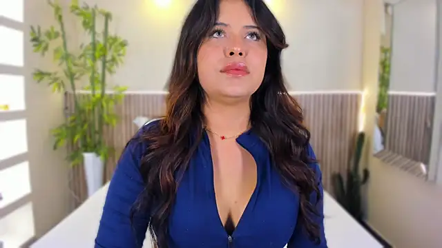 GeorginaReyes online show from June 29, 5:12 pm