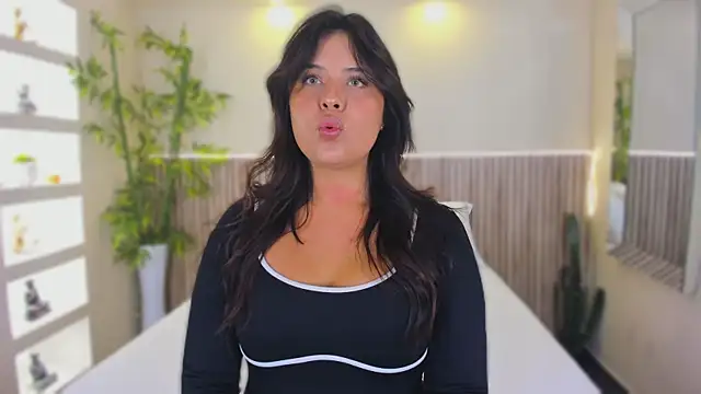 GeorginaReyes online show from August 4, 11:22 pm
