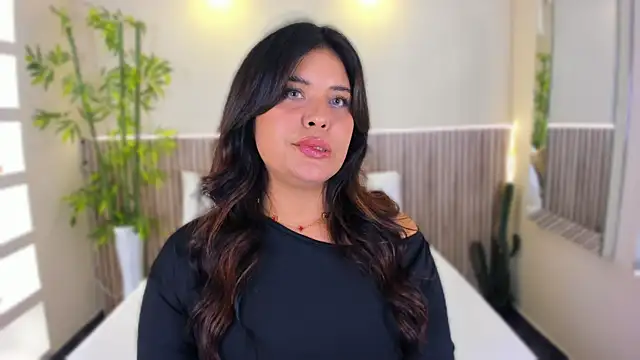 GeorginaReyes online show from July 4, 10:38 pm