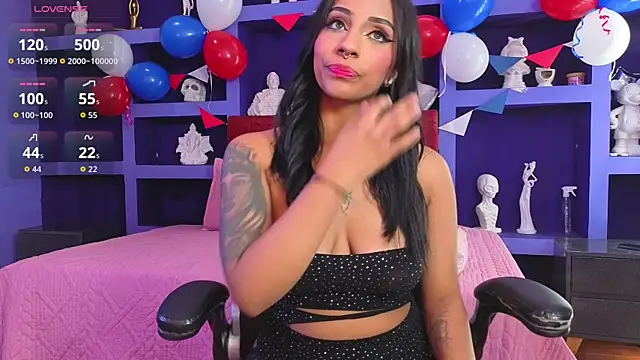 camille1310 online show from July 13, 10:43 pm