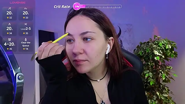 AshleySkott  online show from January 18, 8:21 am