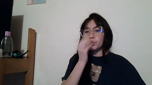 Arielle lov online show from January 17, 1:46 am