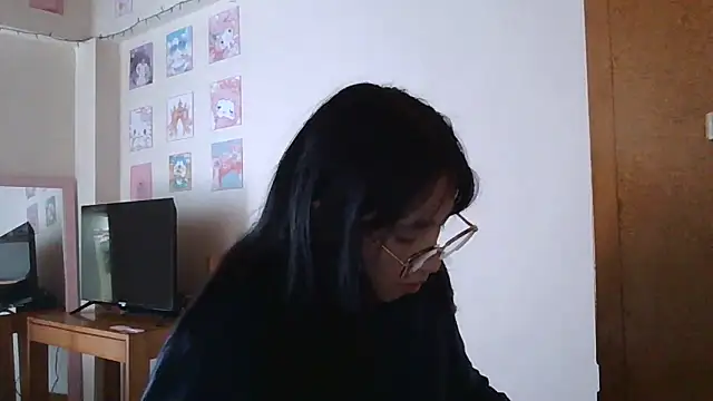 Arielle lov online show from November 7, 5:18 pm