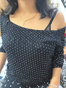 RealcoupleP online show from May 20, 6:49 pm