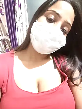 COZY ROZI online show from October 6, 5:07 pm