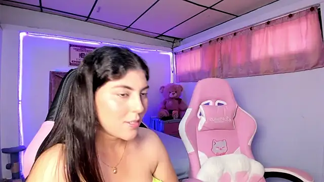 Cristal Smith20 online show from June 4, 2:54 pm