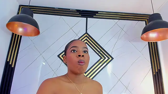 EmilyDiaaz online show from September 17, 12:58 pm