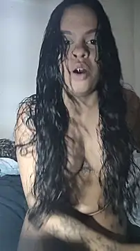 Snapshot of amandinhamorena chatting on October 31, 6:23 pm amandinhamorena online show from October 31, 6:23 pm