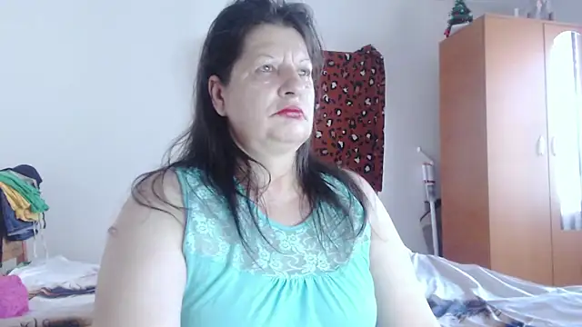 ExtasyMature online show from June 11, 5:37 am