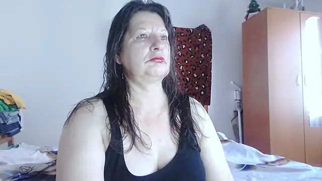 ExtasyMature online show from June 22, 5:26 am