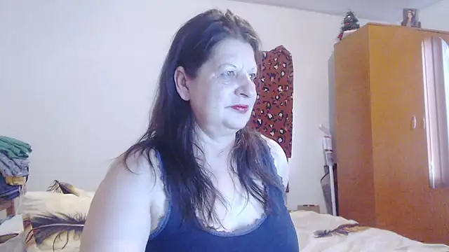 ExtasyMature online show from June 17, 5:03 pm