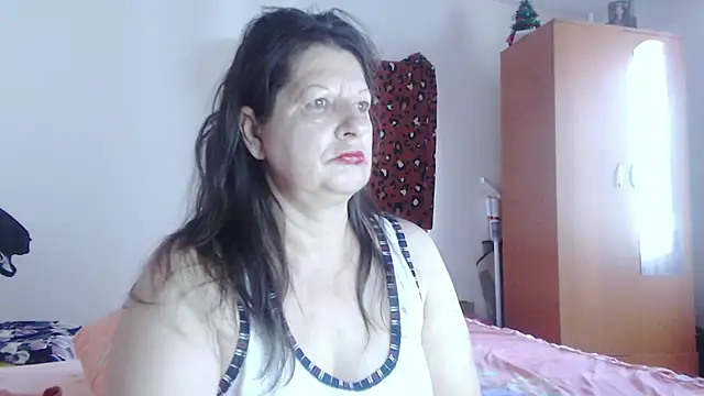 ExtasyMature online show from July 31, 5:52 am