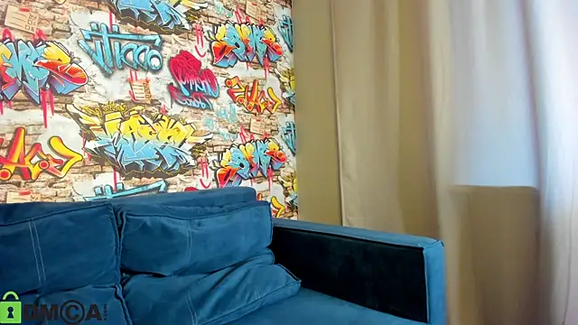 Sandra Wi1son online show from July 20, 1:30 am