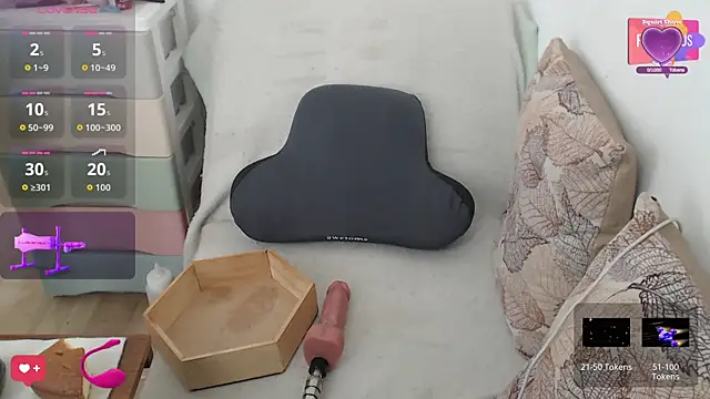 Snapshot of Sexyqueen_mature_ chatting on October 4, 5:28 pm Sexyqueen mature online show from October 4, 5:28 pm