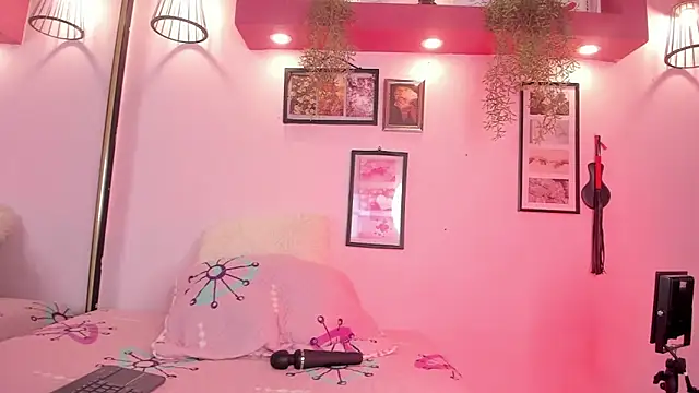 MeliissaAdams online show from May 4, 1:04 pm