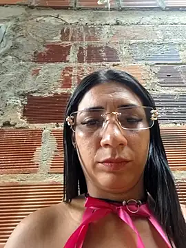 hot veteran01 online show from December 3, 1:02 pm