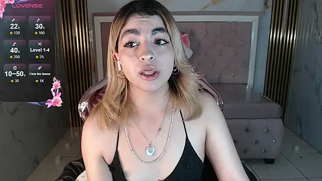 lili conor s online show from September 18, 8:18 pm