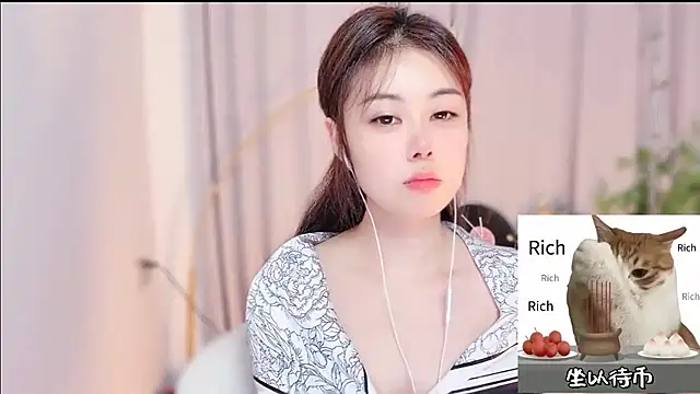CC-777888 online show from August 3, 1:17 pm