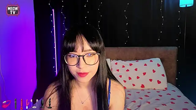 miyakimi0101 online show from July 16, 12:48 am