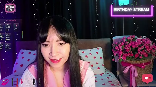 miyakimi0101 online show from July 22, 12:55 am