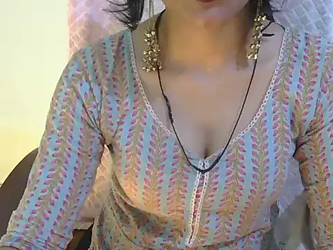 Cute Pihu01 online show from July 21, 8:42 pm