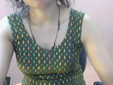 Cute Pihu01 online show from February 15, 7:24 pm