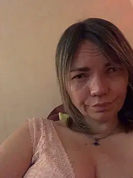 Snapshot of Ella_Pearlie chatting on September 14, 5:55 pm Ella Pearlie online show from September 14, 5:55 pm