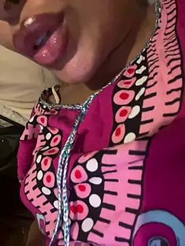 Sexlove1xo online show from July 26, 5:20 pm