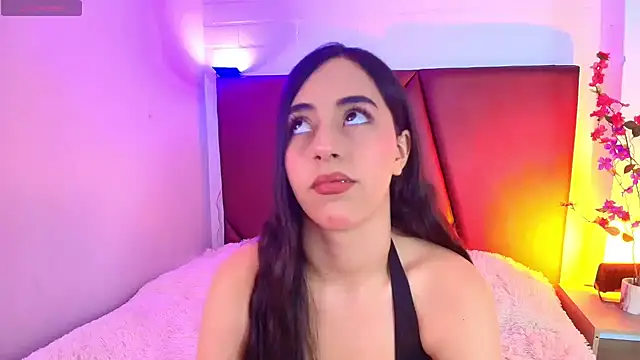 Lexi Howard  online show from April 28, 5:22 am