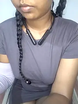 Snapshot of Ashugril_hot chatting on September 25, 5:22 pm Ashugril hot online show from September 25, 5:22 pm