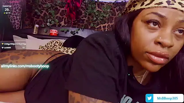 MsBootyBoop online show from July 17, 8:08 am