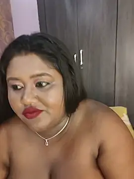 horny diana online show from July 27, 7:33 pm